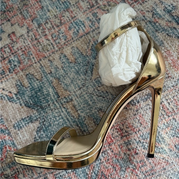 Saint Laurent Gold Stiletto Heels - Picture 1 of 7
